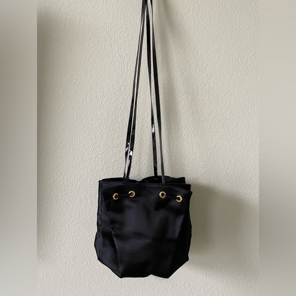 RARE Moreschi bucket draw string closure shoulder bag Made in Italy. - Picture 2 of 6